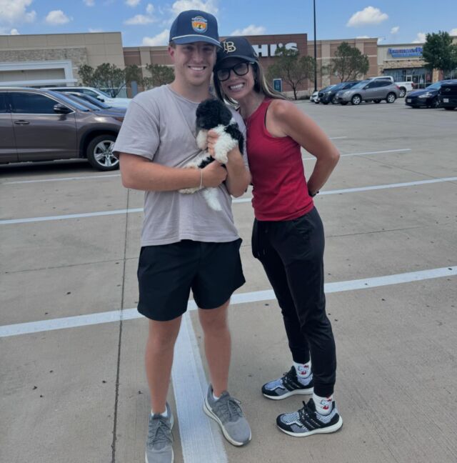 Soft-spoken little Blackjack got to meet his new family this weekend! The smallest of Patsy’s litter, he’s now getting all the love and attention he can handle! #bordoodle #lostcreekbordoodles #bordoodlesofinstagram #lostcreekpatsy